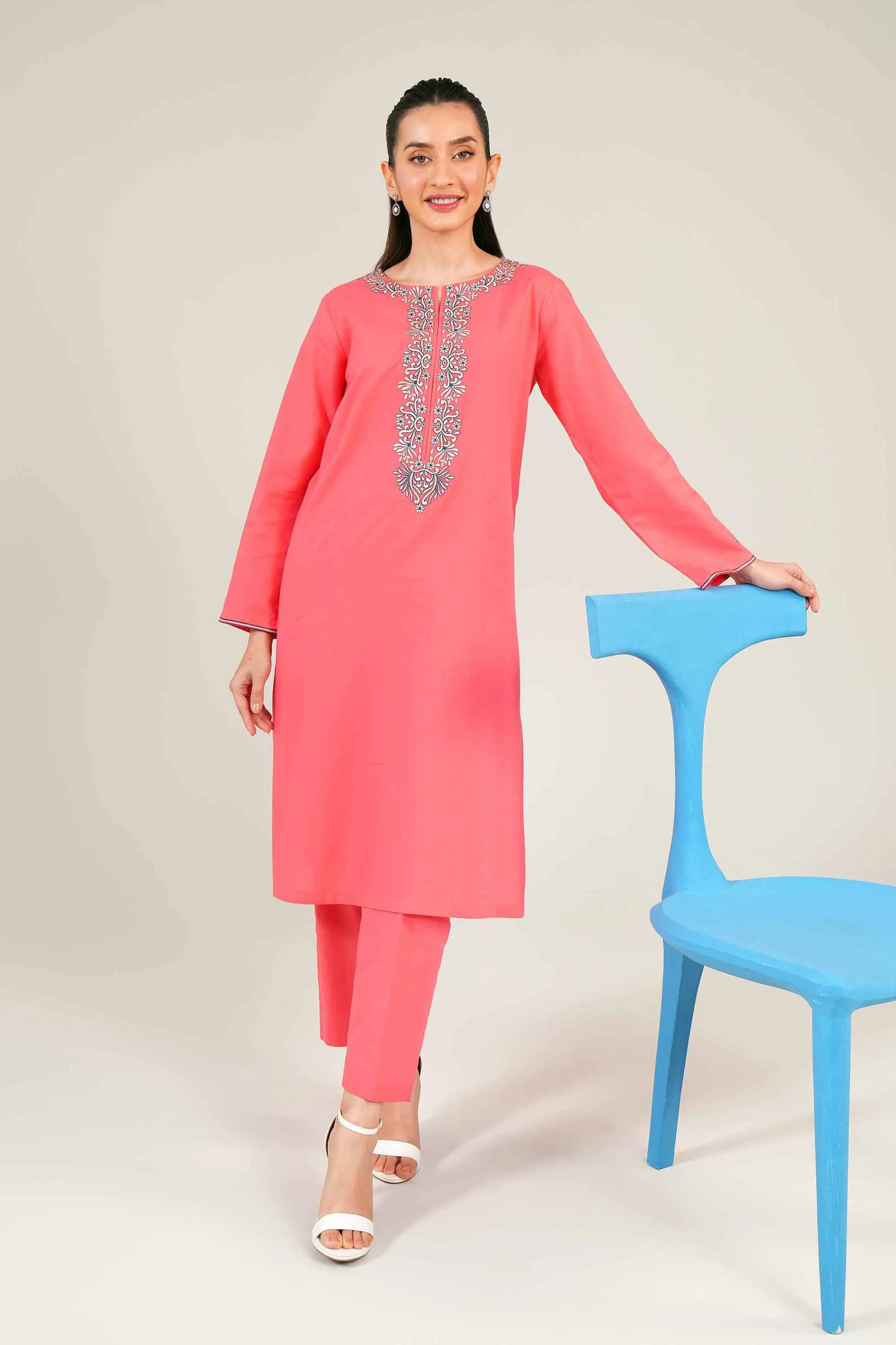 2 Piece - Embroidered Suit - PE24-89