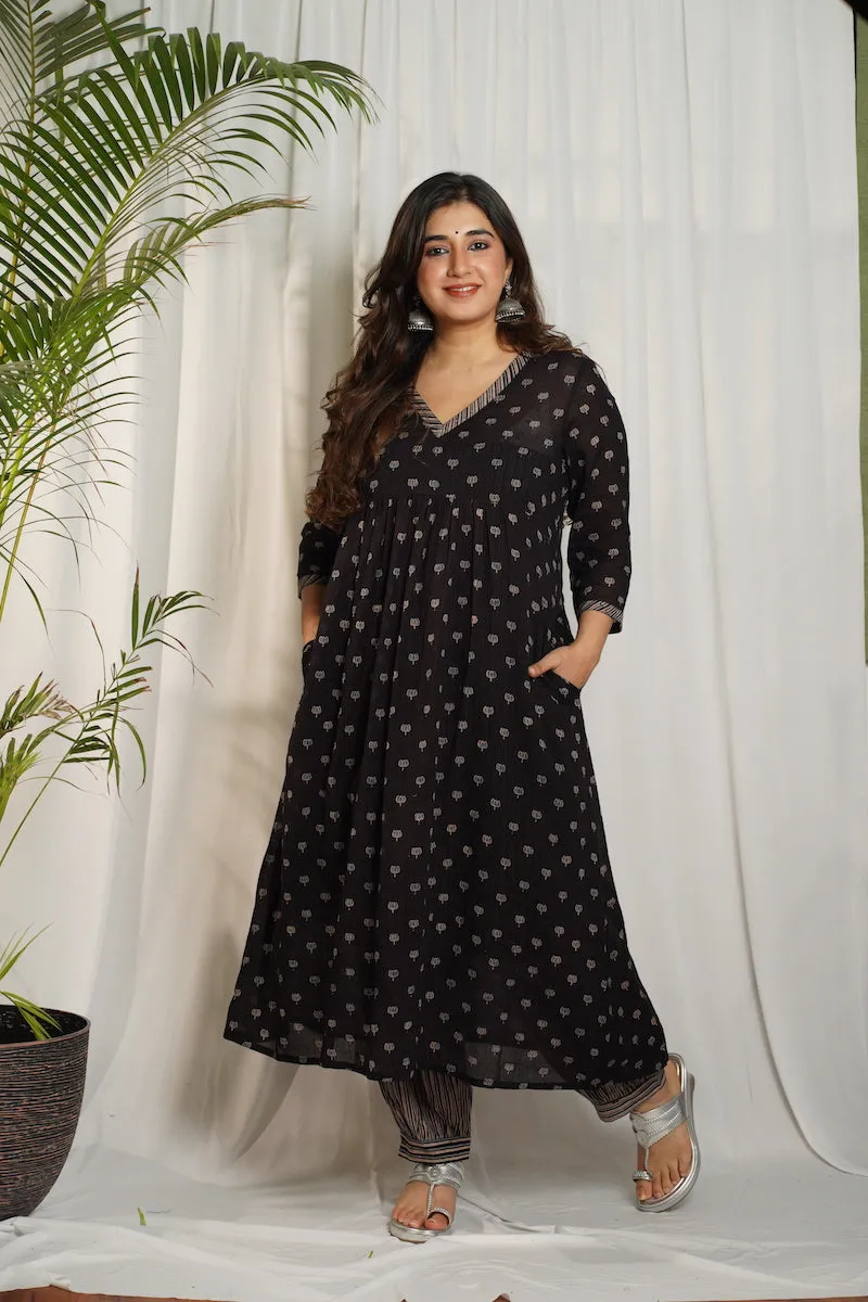 Ajrakh Lotus Pleated Mul Kurta