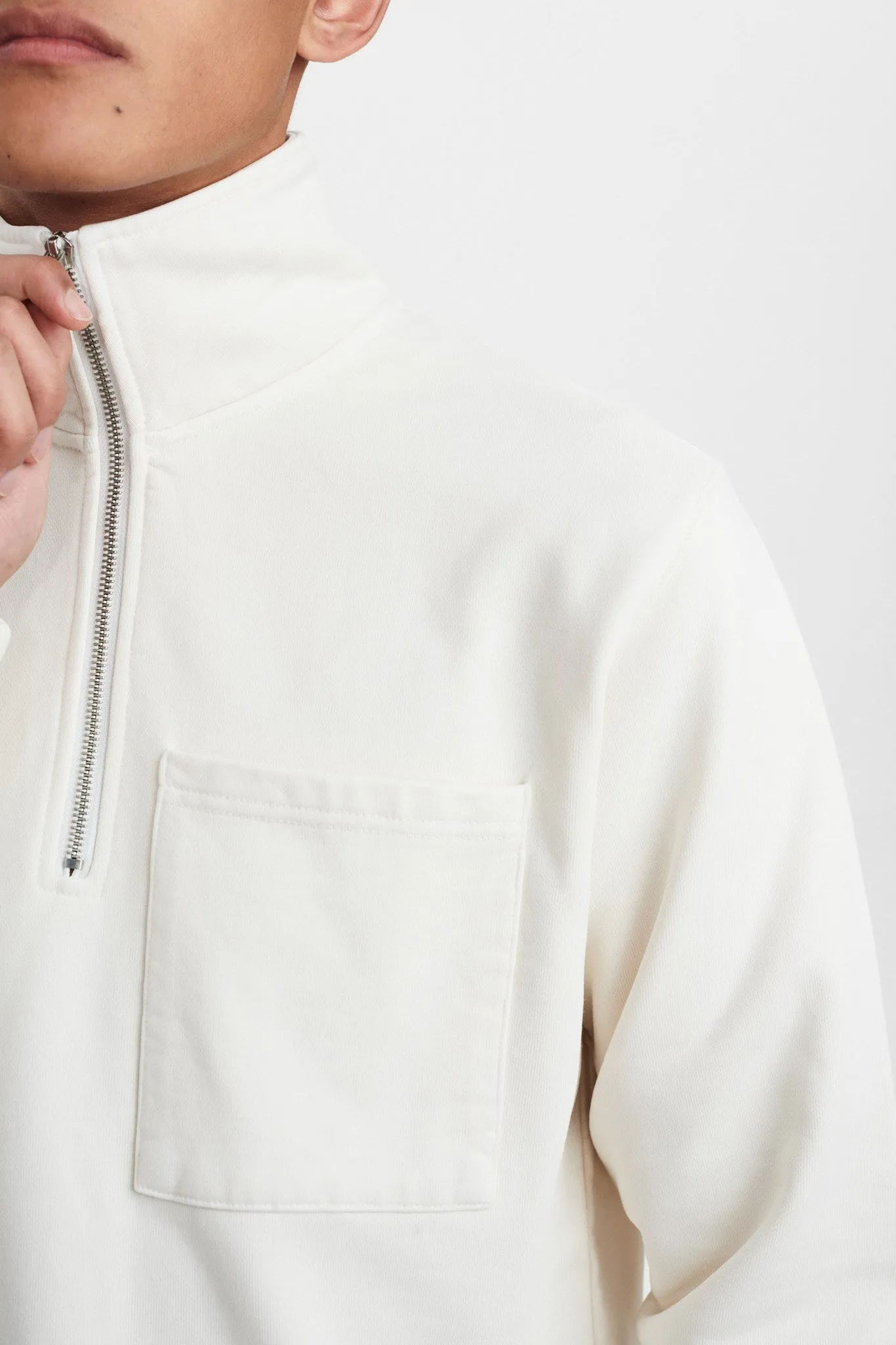 AKCLAUS HALF ZIP RELAXED SWEAT - Tofu