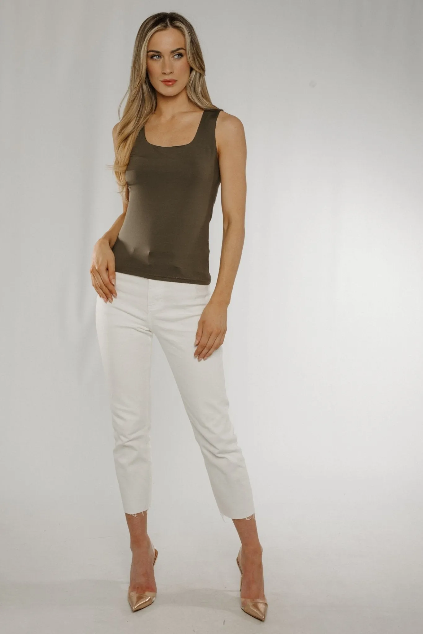 Ally Vest Top In Khaki