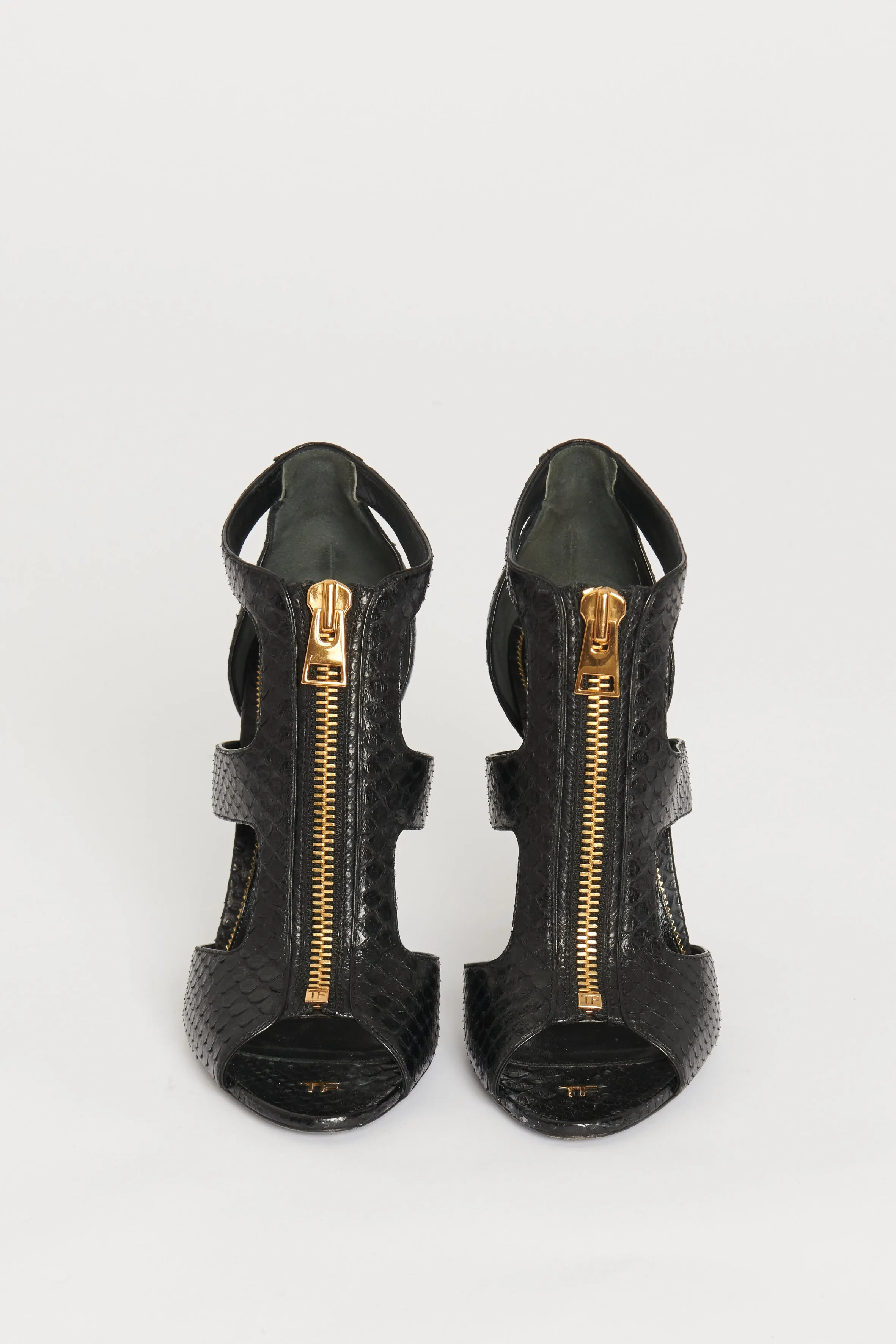 Black Cut Out Leather Zipper Preowned Heels