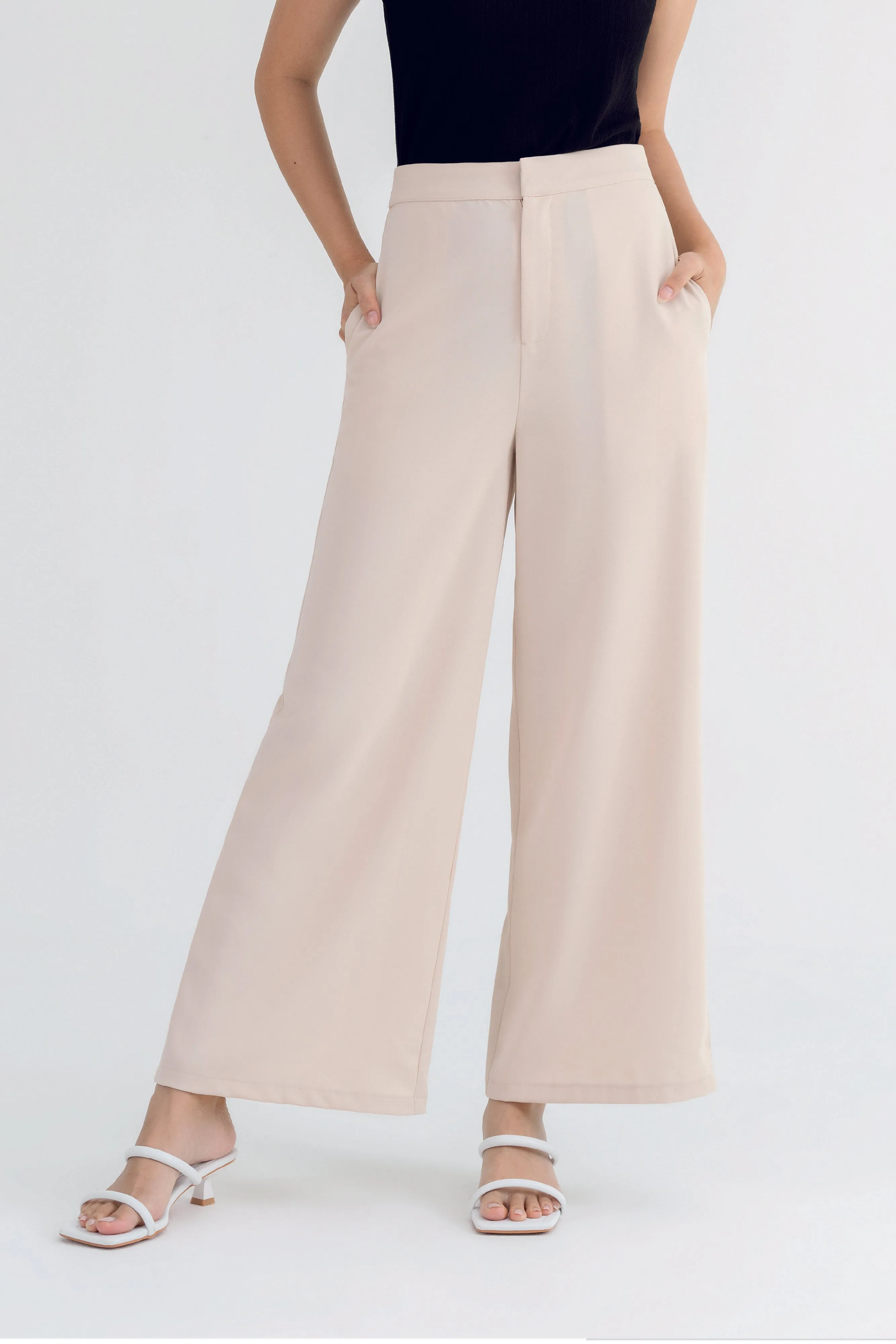 Boey Wide-Leg Pants in Beige