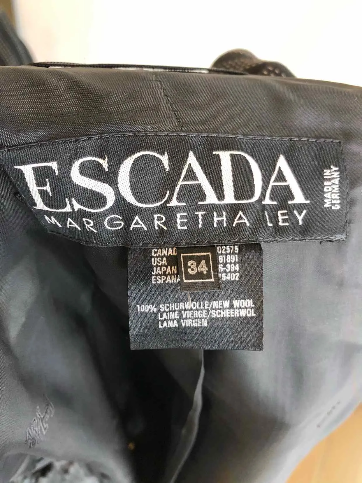 ESCADA Waved Skirt Suit | 4