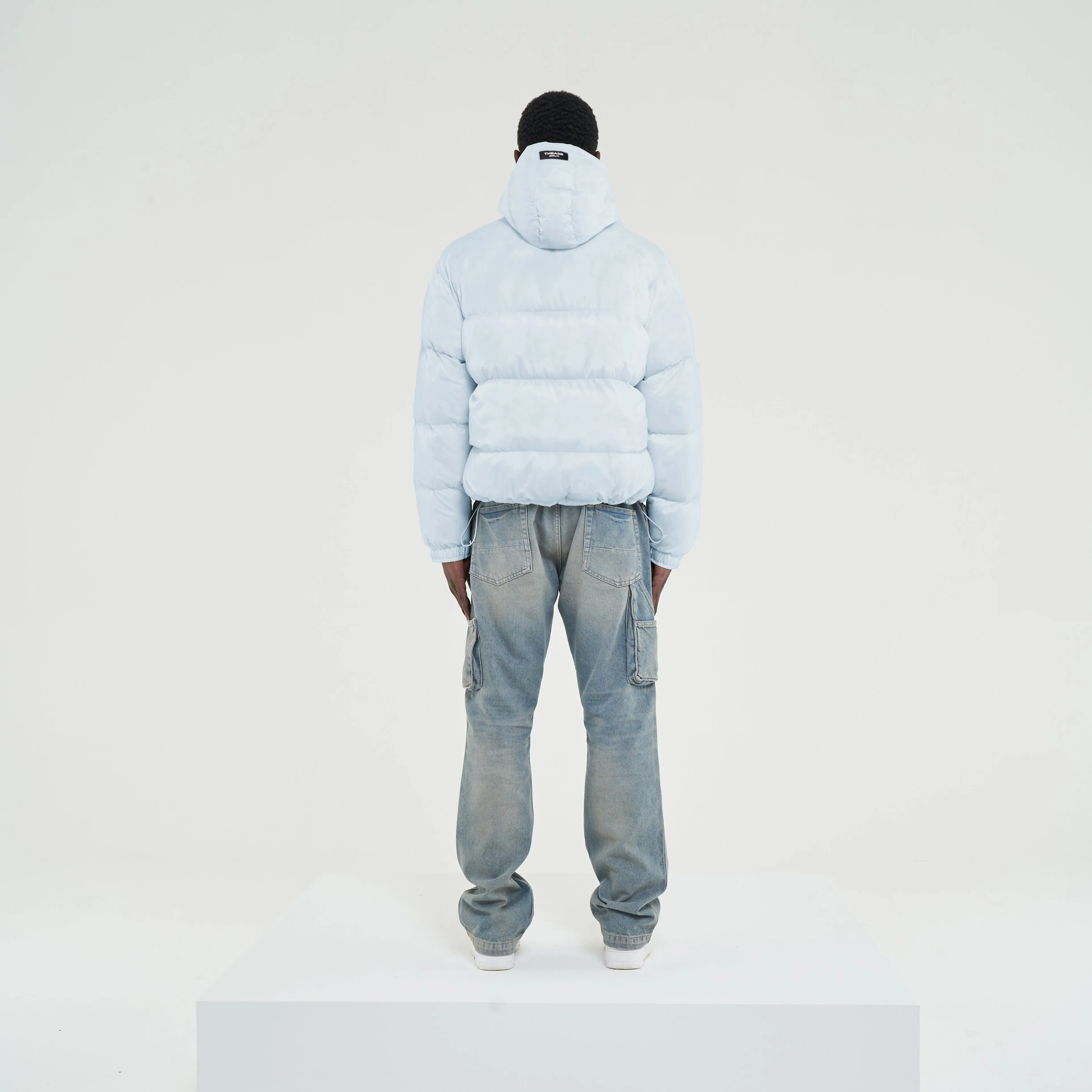 ESSENCE LOGO PUFFER FROSTED - BABY BLUE