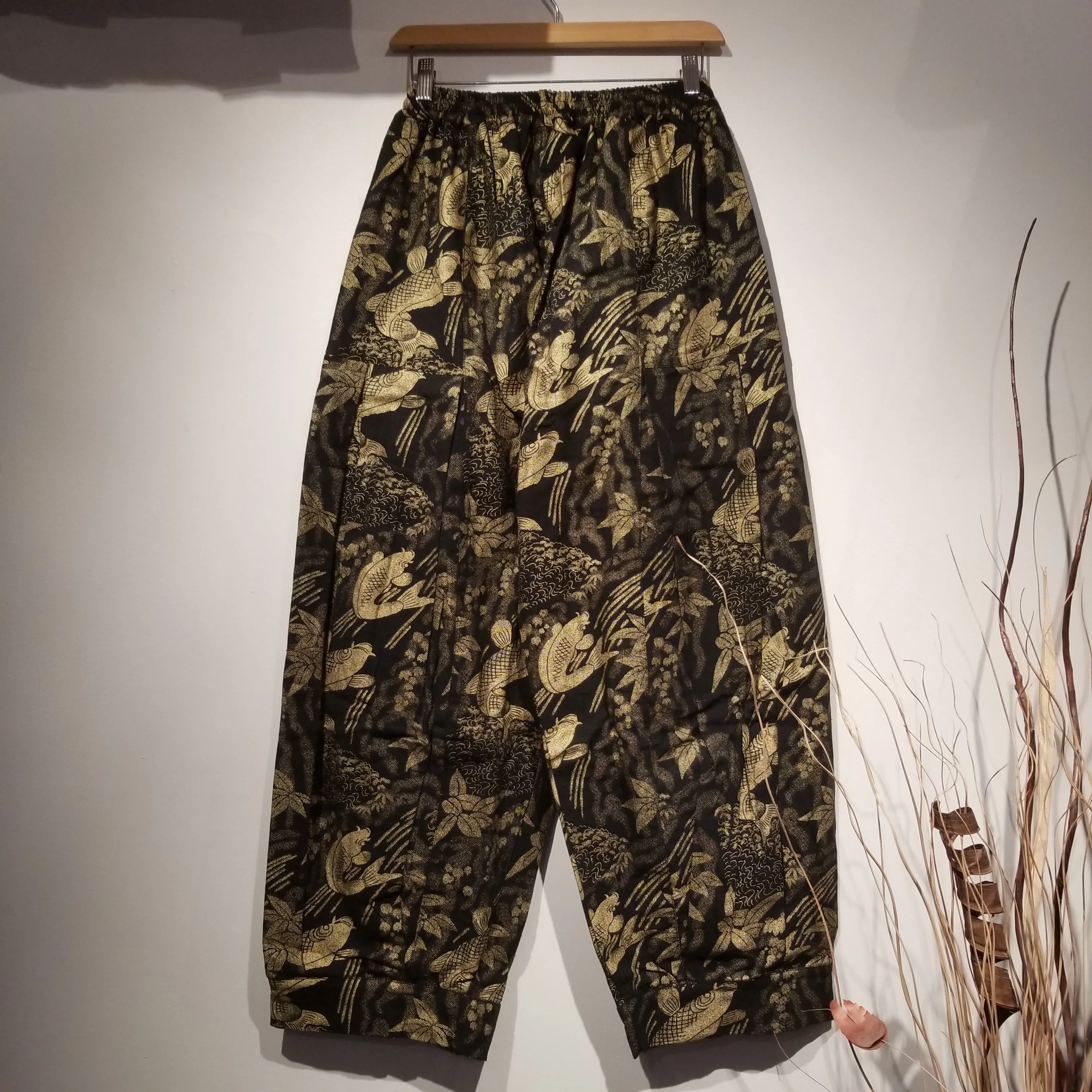 Golden Elite koi Waves Sweat Pants