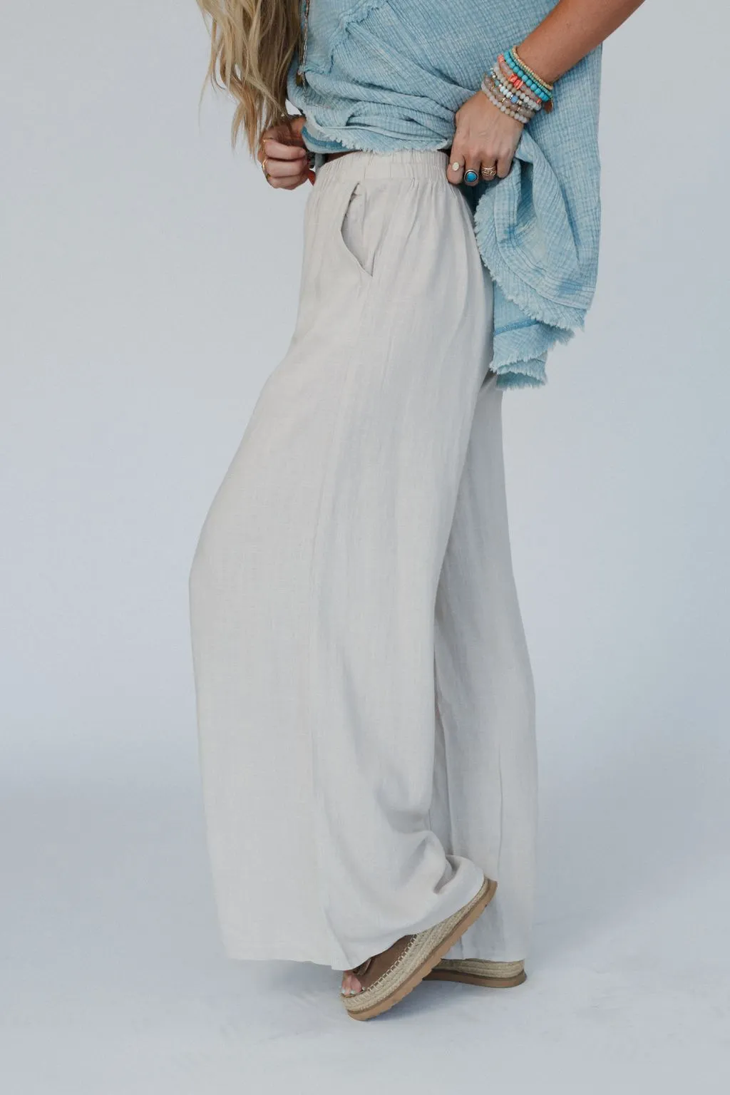 Its A Breeze Wide Leg Pants - Beige