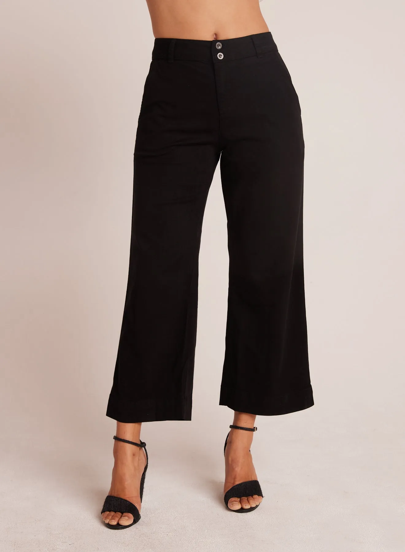 Saige Wide Leg Crop - Black