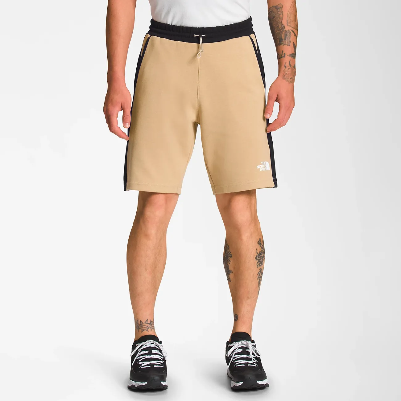 TECH SHORT KHAKI STONE