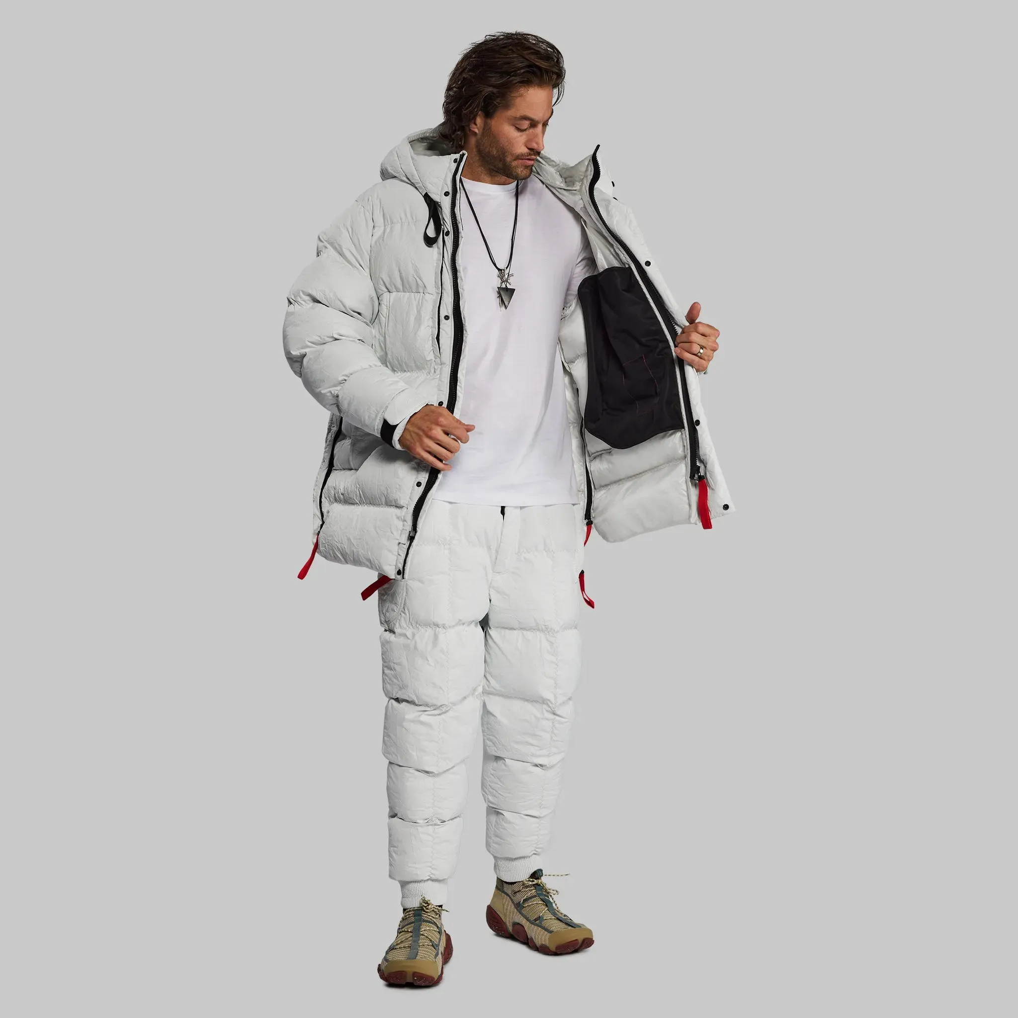 Titan Puffer. White edition