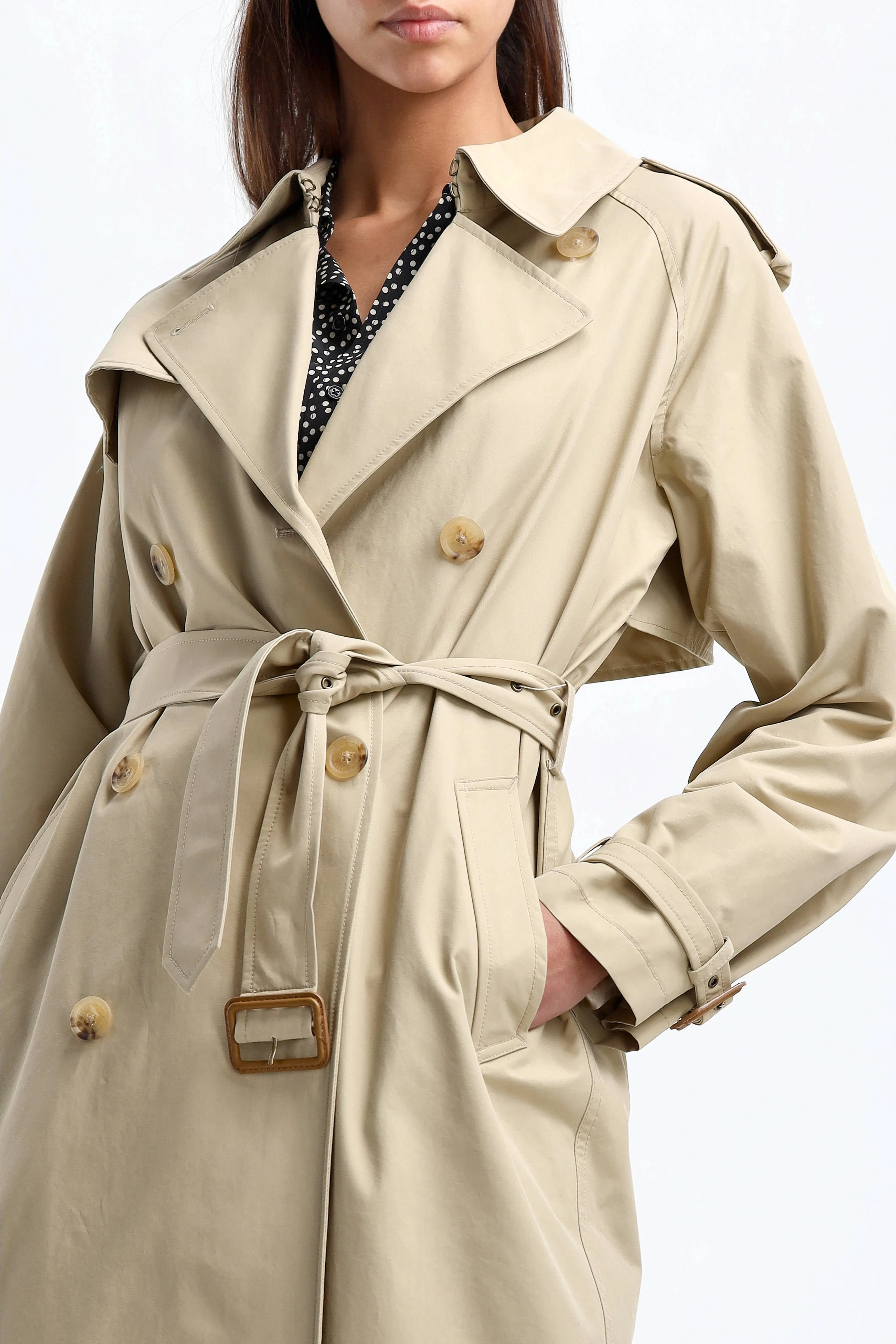 Trenchcoat Tanner in Khaki